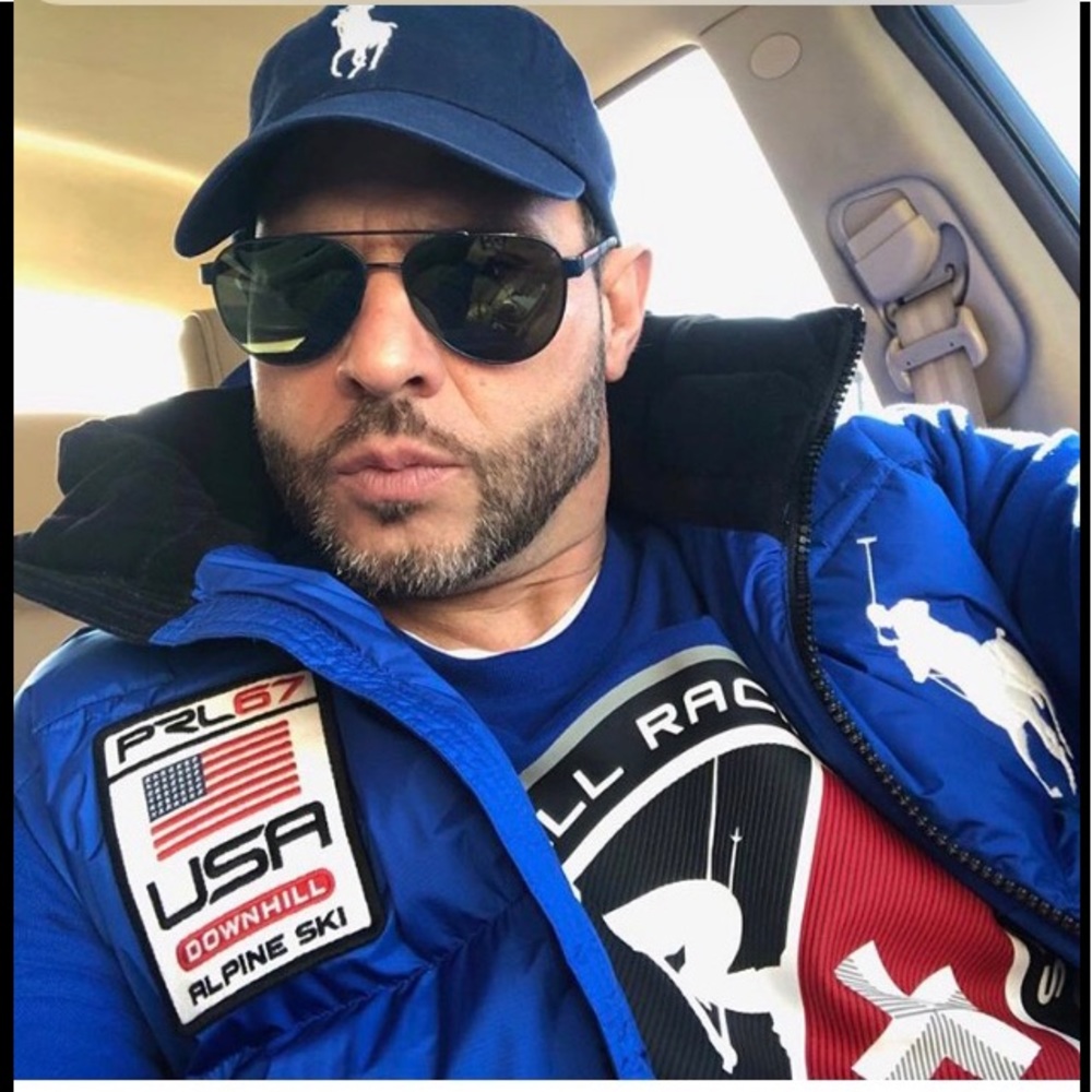 Meet your Posher, J.C